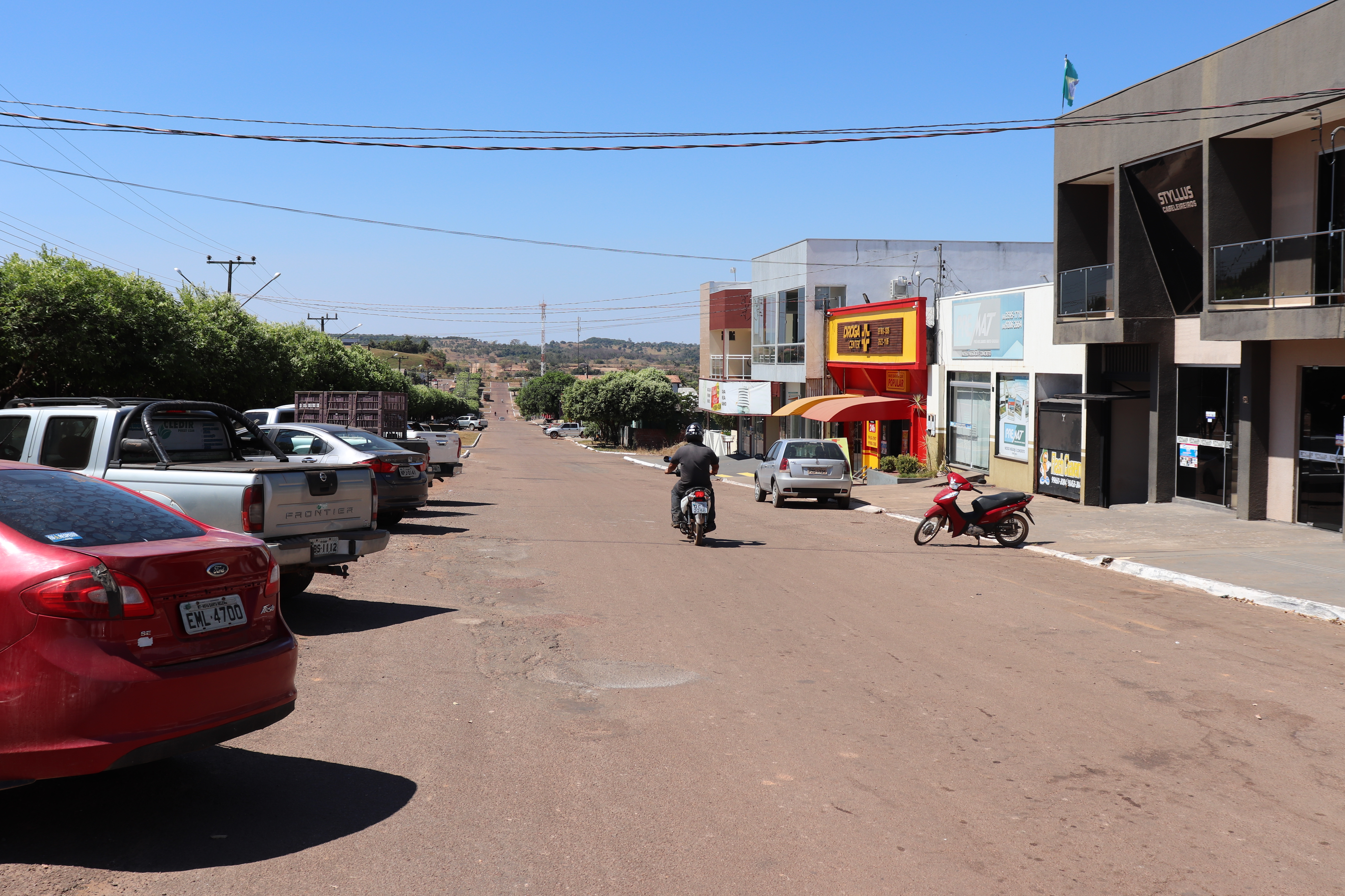 Demoka, Presidente da Câmara de Nova Santa Helena pede mais asfalto para ruas não pavimentadas da cidade