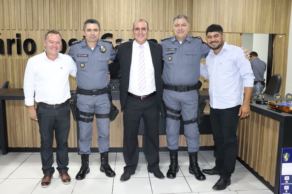 PM apresenta relatório com redução de furtos e roubos na região e faz homenagens na Câmara de Nova Santa Helena 