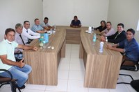 Prefeito e vereadores de Nova Santa Helena fazem reunião de avaliação do primeiro mês do novo mandato