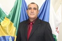 Presidente da Câmara cobra isenção de taxa para atletas usarem ginásio e pede também exclusão da taxa de uso do cemitério municipal