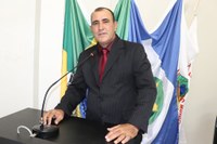 Presidente da Câmara de Nova Santa Helena cobra construção de um barracão coberto e oficina para manutenção dos veículos da Prefeitura