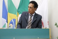 Vereador Jorge, apresenta indicação na Câmara de Nova Santa Helena e pede construção de duas lombadas na cidade
