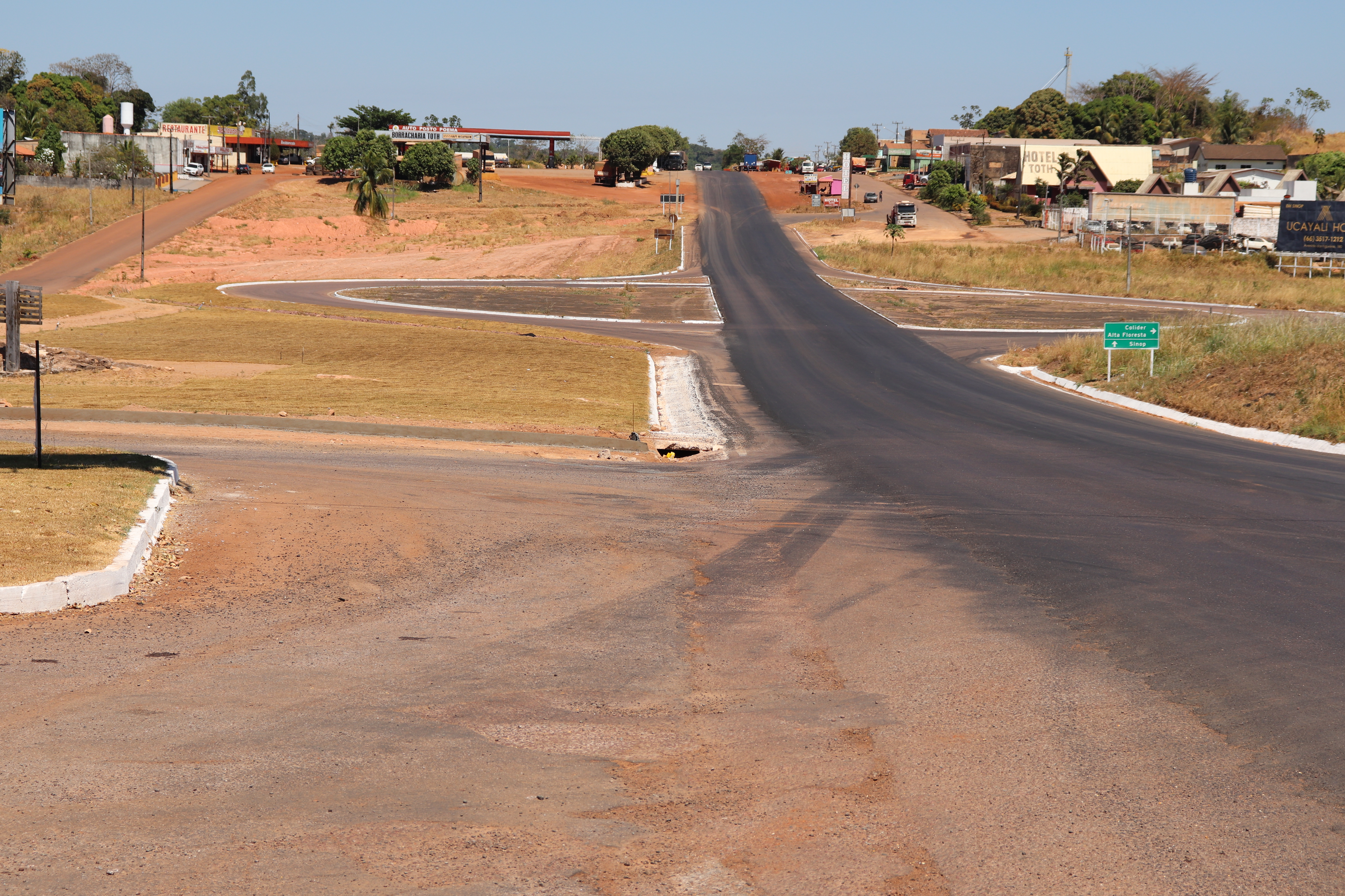 Vereadores Edivan Preto e Cleyton Zanatta cobram informações de obra em andamento na entrada de Nova Santa Helena